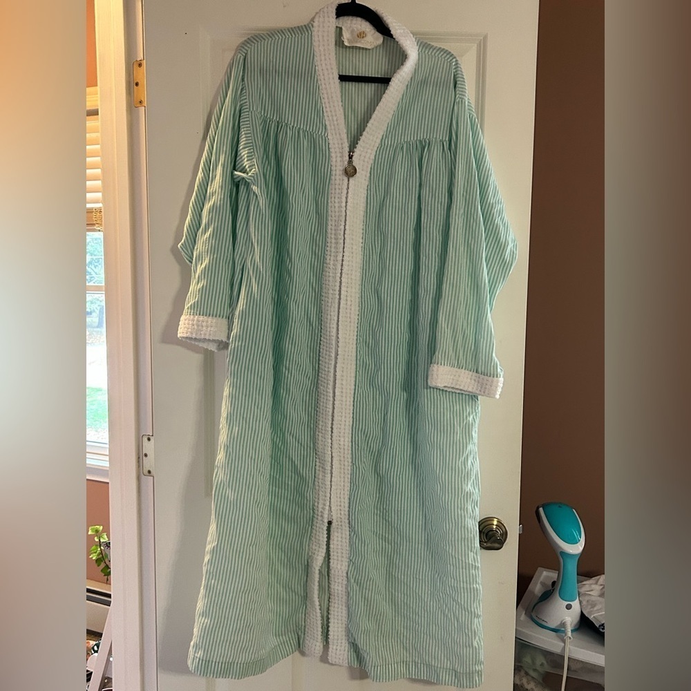 Stan Herman Seersucker Robe L Green Striped Full Zip Dressing Gown Vtg Chenille